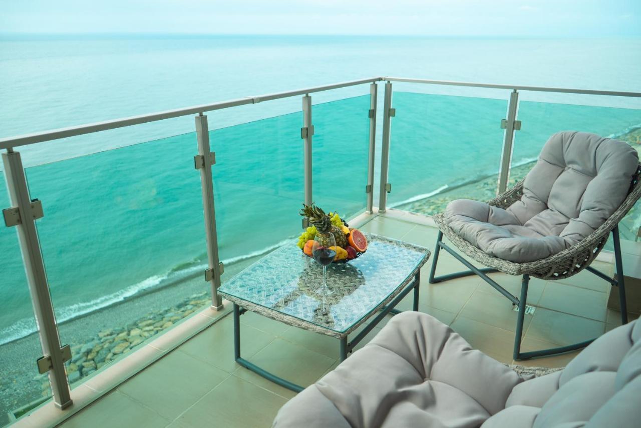 Aqua Batumi Hotel & Apartments Dış mekan fotoğraf
