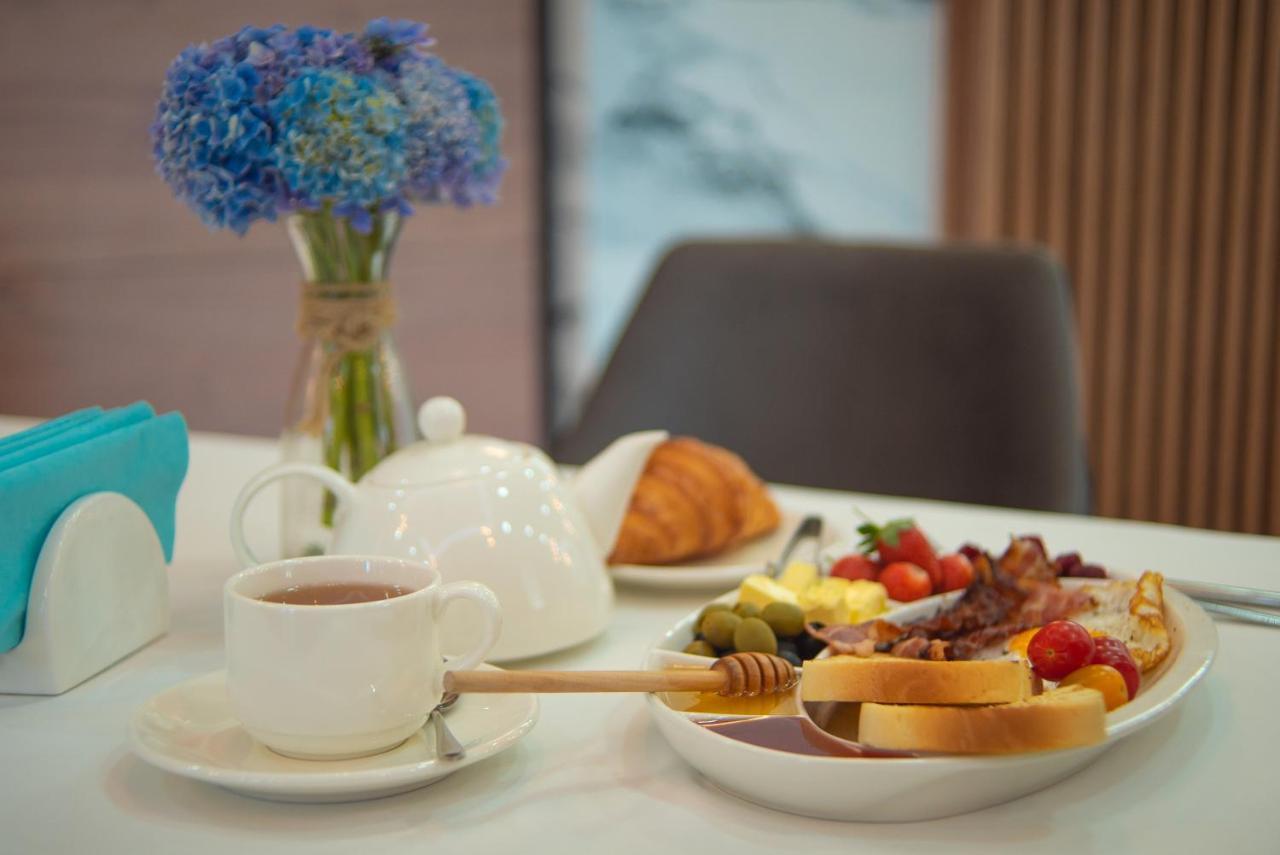 Aqua Batumi Hotel & Apartments Dış mekan fotoğraf