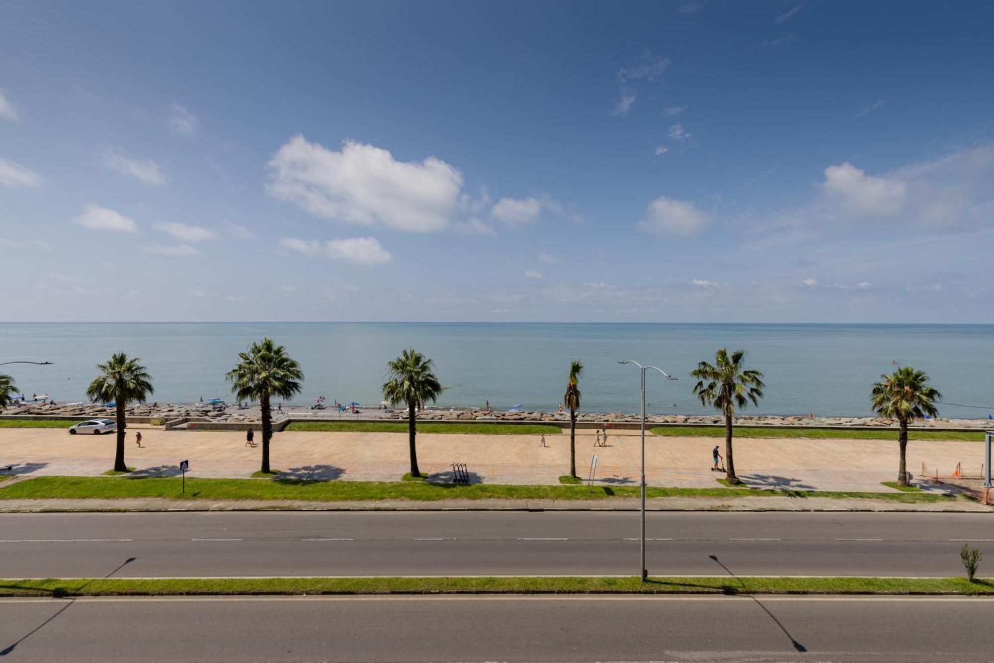 Aqua Batumi Hotel & Apartments Dış mekan fotoğraf
